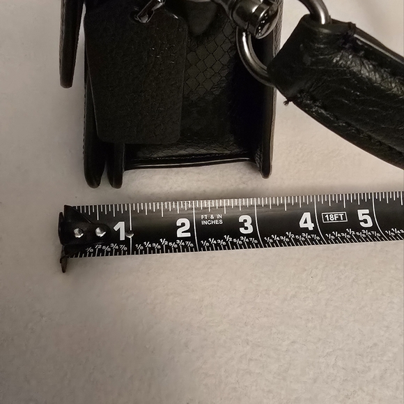 Coach Choulder Bag, Black With 2 Straps - Picture 4 of 16